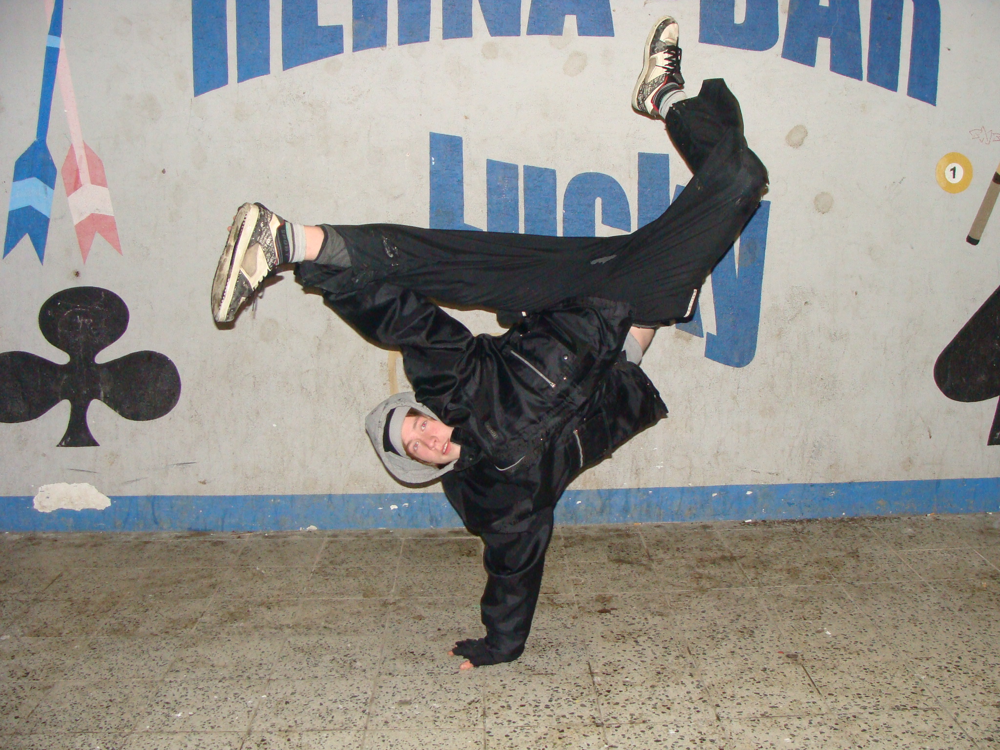 Dawe,nike.JPG
